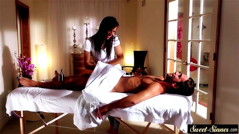 Brunette masseuse gives client