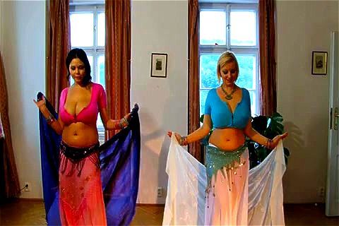 Watch Милфы танцуют стрептиз Милфы Стриптиз Big Ass Porn SpankBang