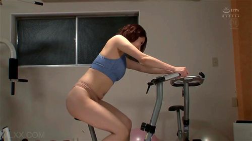 Watch Wife had an affair with a gym trainer - Gym, Gym Trainer, Japanese Gym Porn pic photo pic