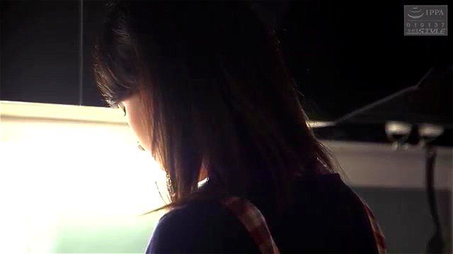 Sare Nanori Wife Embraced By Her Husband’s Former Colleague