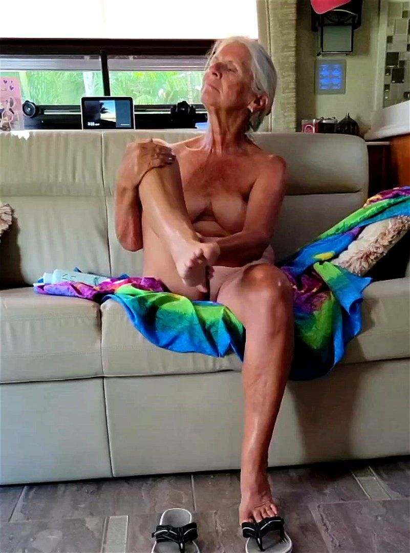 Watch Joyce Naked and Happy - Wife, Slutty, Nude Sexy Porn