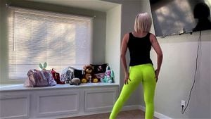 Try On Haul Porn - Try On Haul Nudity & Try On Videos - SpankBang