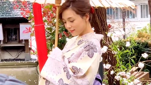 【グラドル×Gカップ】人気グラドル爆乳Gカップお姉さん（篠崎愛）CM出演中につき削除されちゃうかもょ♡