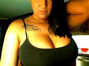 Watch Nina en cocina - Chipo, Guillo, Amateur Porn - SpankBang