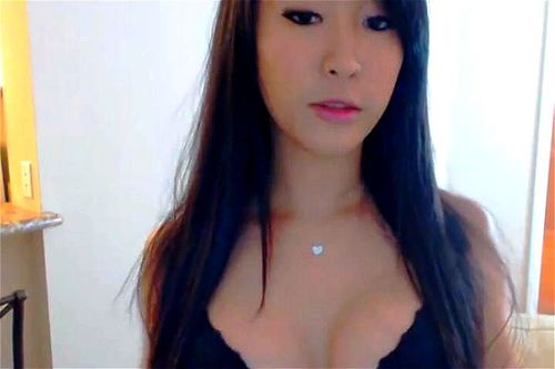 Sexy Asian Webcam Strip