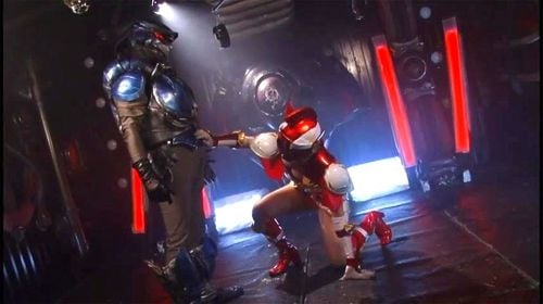 洗脳されたヒロインが博士を騎乗位で犯しまくった挙句に絞殺・・・