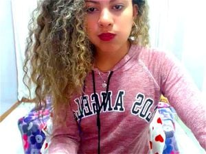 Watch Hot teen Latina CamGirl w curly hair squirts multiple times ...