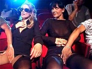 Watch sexy luna e feserica tommasi al cinema porno - Interracial ...