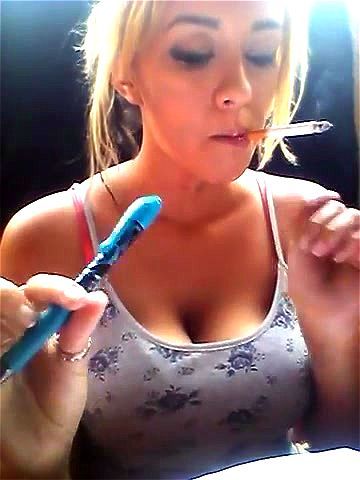 amateur smoking cigarette porn