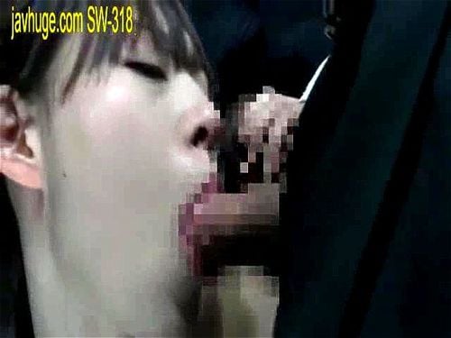 《満員電車ＯＬ痴漢》ストッキングを破かれ激しく手マン。快感堕ちしてしまう美女