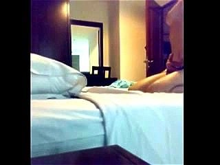 Watch Ariel vs Cut Tari - Cut Tari, Luna Maya, Artis Indonesia ...