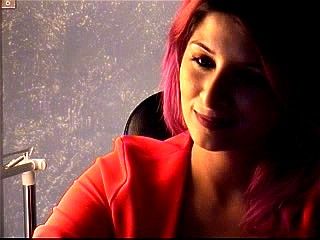 Beautiful Romanian babe MajesticSin webcam chat