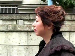Watch 山本さき スケベ家主の取り立て - Japanese Granny, Milf, Big ...