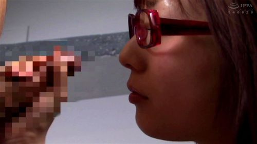 エロ眼鏡オンナのフェラヌキ→眼鏡ぶかっけ￼