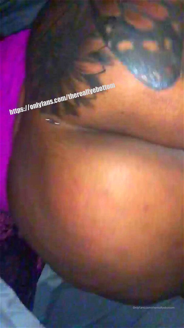 Watch Fye Bottom throwing that big ass back - Fyebottom, New, Thot ...