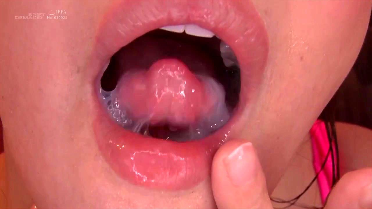 Swallowing cum