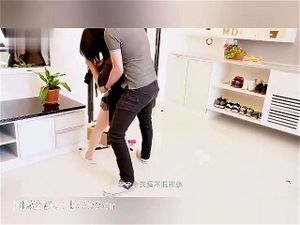 Watch MD0011王茜国产痴汉系快递员强奸篇寂寞少妇网购情趣用品收货时被 ...