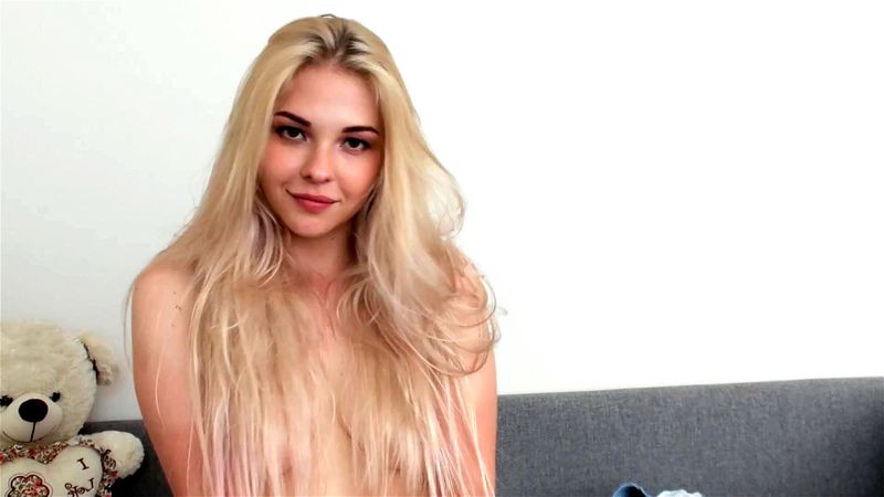 Sexy blonde teen NewKhaleesi webcam tease 5/5