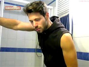 Watch GOSTOSO enfia dedo no cu - Gay, Webcam, Pelados Porn - SpankBang