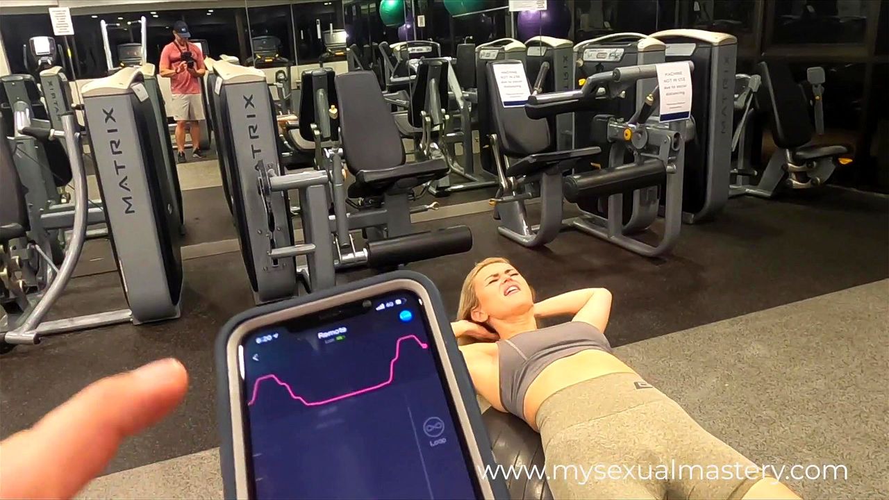 Watch Sexy Girl Working out with Remote Control Sex Toy in Public Gym - Remote Vibrator, Vibrator Public, Vibrator Control Public Porn