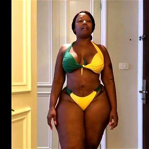 Watch Big ass cheroo - Ass, Big Booty, Bbw Porn - SpankBang