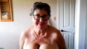 Sexy Sue Oliver