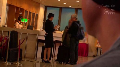 ●[ホテル内で巨乳失禁ベルガールを中出しレイプ♡]