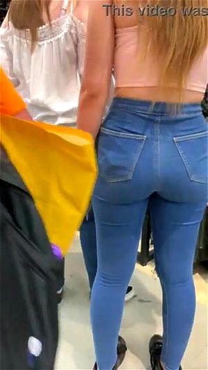 Sexy Ass Whooty Booty aTtHE mALL