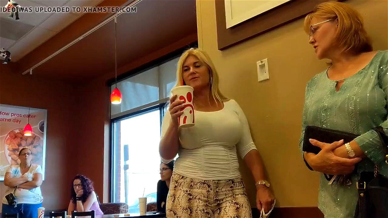 Candid Milf Pictures