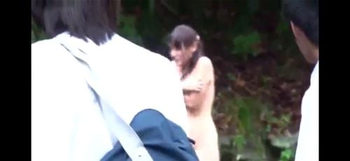 ●[野外エッチの後全裸で放り出された女教師♡]