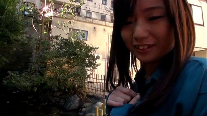 【スカトロ】小動物系シロウト美人妻によるマルチアングル５脱糞ドキュメント